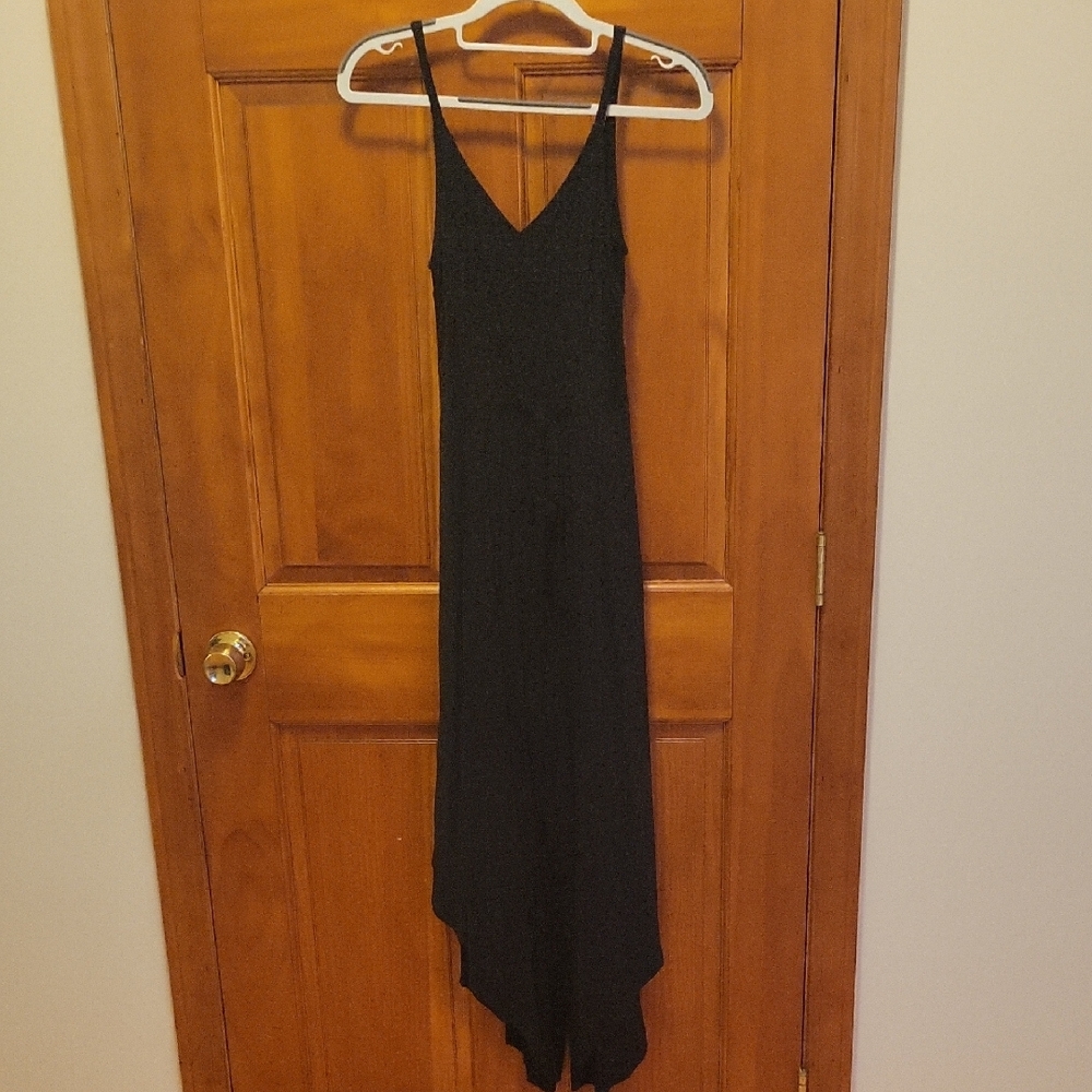 Elegant Black Sleeveless Dress